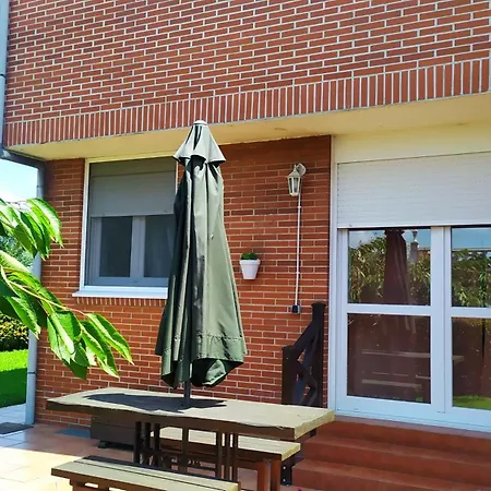 Labaro, Junto Al Parque De Cabarceno Apartamento